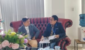 Edi Irawan (kanan)